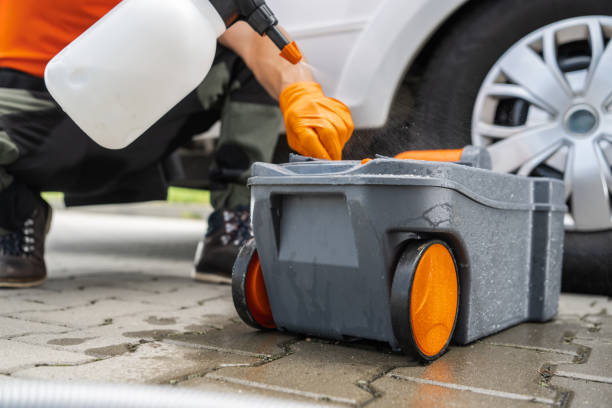 Best Portable restroom solutions  in Merlin, OR